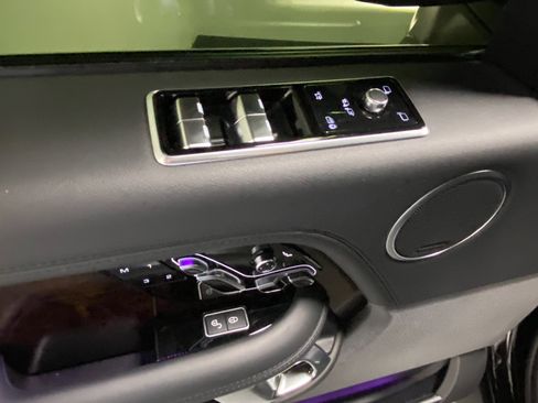 Used 2020 Land Rover Range Rover Long Wheelbase HSE image 5