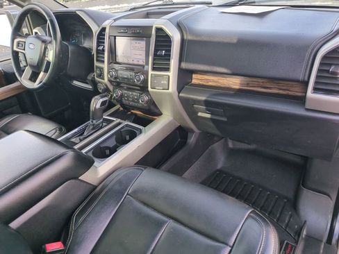 Certified 2018 Ford F150 Lariat image 22