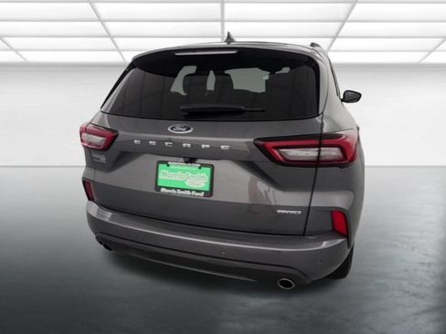 Used 2023 Ford Escape ST-Line w/ Tech Pack #1 AWD/4WD image 8