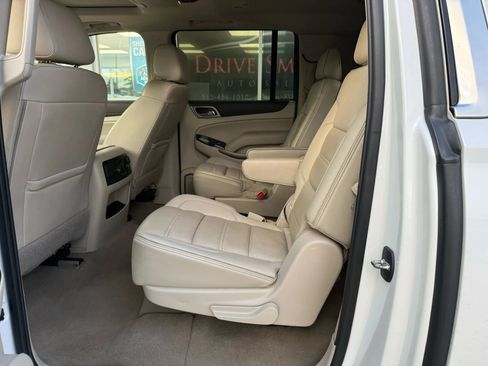 Used 2019 GMC Yukon XL Denali w/ Denali Ultimate Package image 9