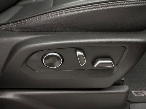 Used 2023 GMC Yukon Denali image 76