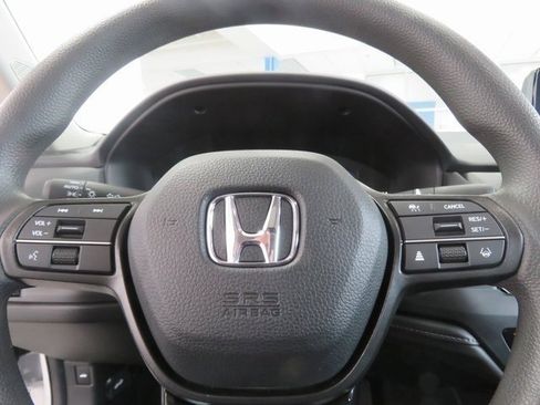 Used 2023 Honda Accord EX image 29