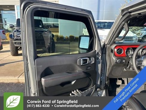 Used 2023 Jeep Gladiator Rubicon w/ Cold Weather Group image 13