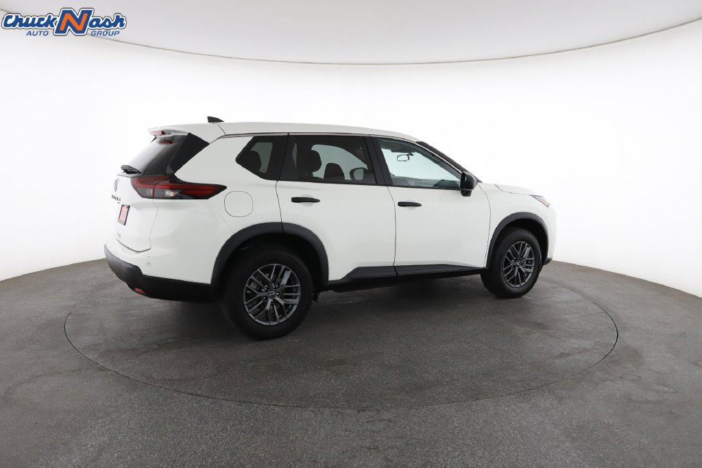 Used 2024 Nissan Rogue S FWD image 13