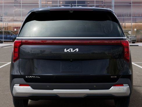 New 2026 Kia Carnival LXS FWD image 14