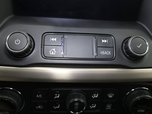 Used 2020 GMC Acadia Denali w/ Trailering Package image 63