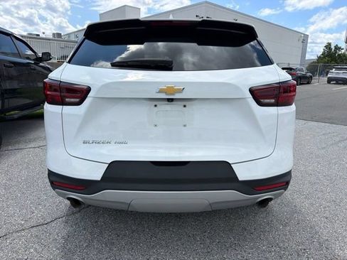Used 2025 Chevrolet Blazer LT AWD/4WD image 5