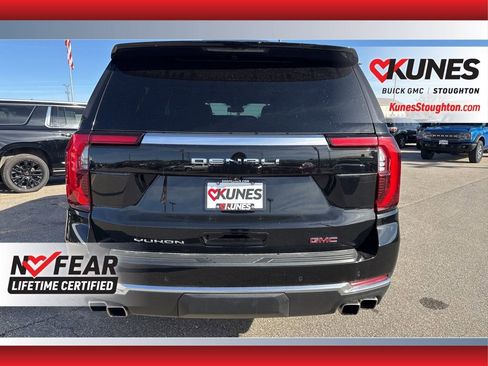 Used 2025 GMC Yukon XL Denali image 10