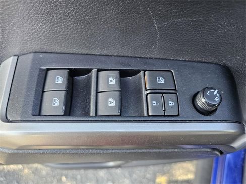 Used 2023 Toyota Tacoma SR5 image 13