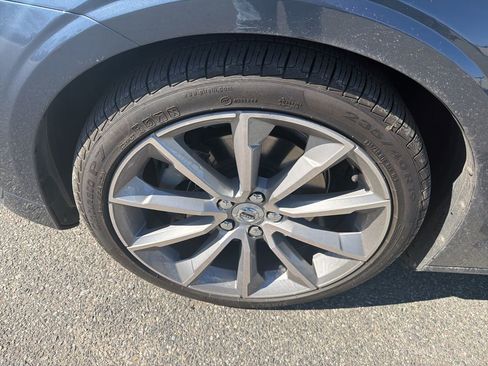 Used 2021 Volvo S60 T5 Momentum w/ Advanced Package image 11