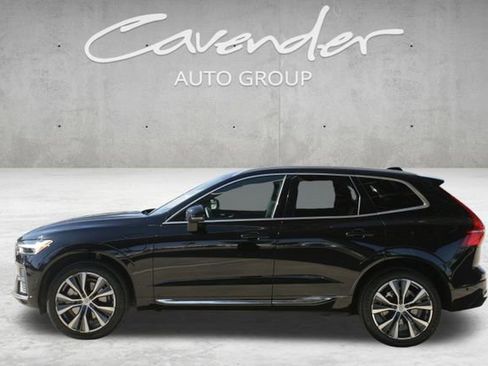 Used 2022 Volvo XC60 T8 Inscription Expression w/ Advanced Package image 4