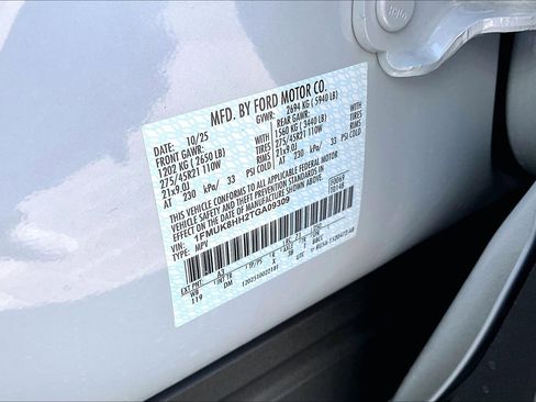 Used 2026 Ford Explorer Platinum w/ LUX Leather Package image 36