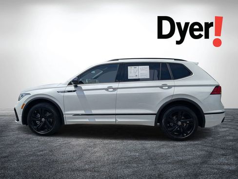 Used 2023 Volkswagen Tiguan SE R-Line FWD image 6
