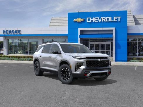 New 2027 Chevrolet Traverse Z71 w/ LPO, Floor Liner Package AWD/4WD image 1