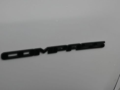 Used 2022 Jeep Compass High Altitude image 14