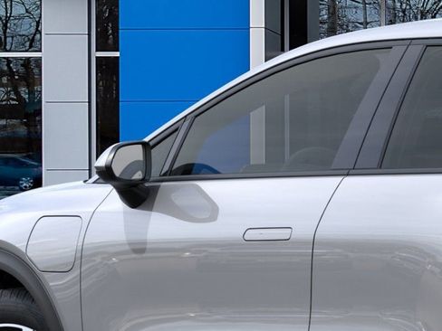 New 2026 Chevrolet Equinox EV LT FWD image 30