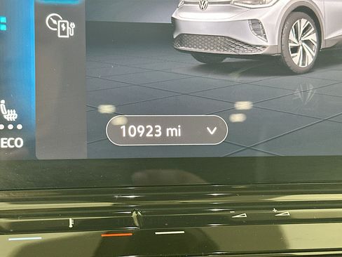 Used 2023 Volkswagen ID.4 Pro S RWD image 19