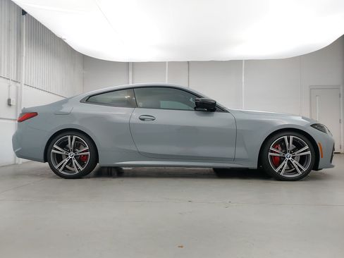Used 2023 BMW 430i Coupe w/ M Sport Package RWD image 8