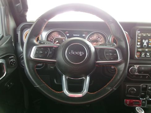 Used 2022 Jeep Gladiator Mojave w/ Trailer Tow Package image 8