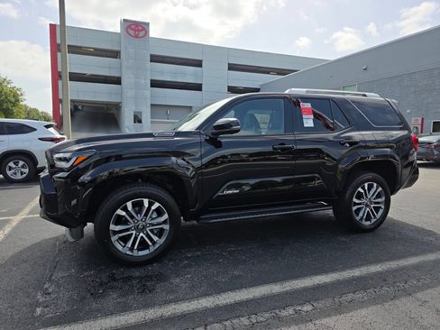 New 2026 Toyota 4Runner Limited AWD/4WD image 3