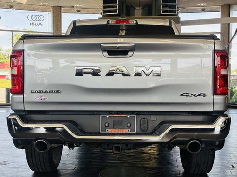 Used 2025 RAM 1500 Laramie AWD/4WD image 13