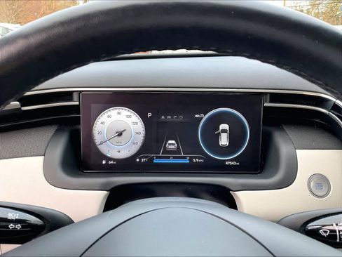 Used 2023 Hyundai Tucson Limited image 25