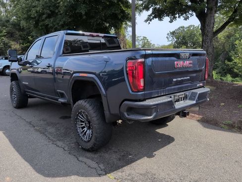 Used 2022 GMC Sierra 2500 AT4 w/ AT4 Premium Plus Package AWD/4WD image 5