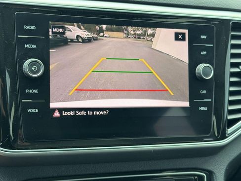Used 2019 Volkswagen Atlas SEL FWD image 25