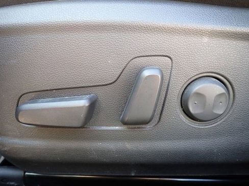 Used 2023 Hyundai Kona SEL AWD/4WD image 12