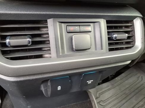 Used 2024 Ford F150 Lariat w/ Equipment Group 502A High AWD/4WD image 19