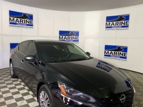 Used 2024 Nissan Altima 2.5 S image 4