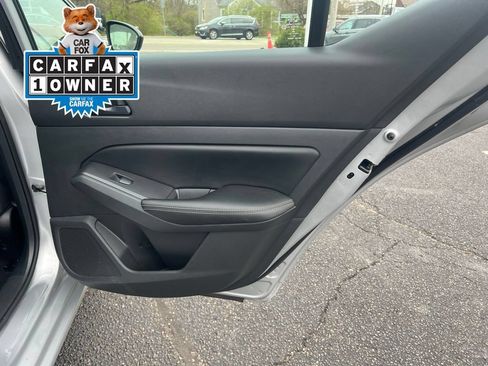 Used 2024 Nissan Altima 2.5 SV FWD image 28