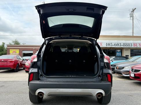 Used 2020 Ford Escape SE FWD image 5