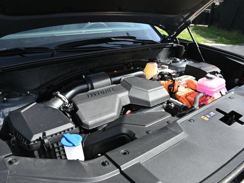 Used 2026 Hyundai Santa Fe SE FWD image 18