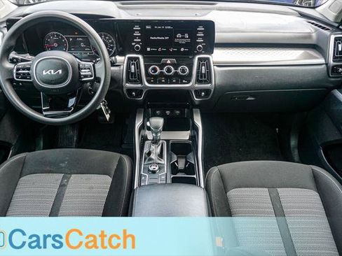 Used 2023 Kia Sorento LX FWD image 23