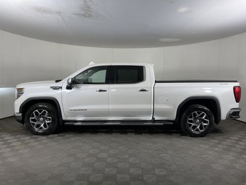 Used 2023 GMC Sierra 1500 SLT w/ SLT Premium Package image 3