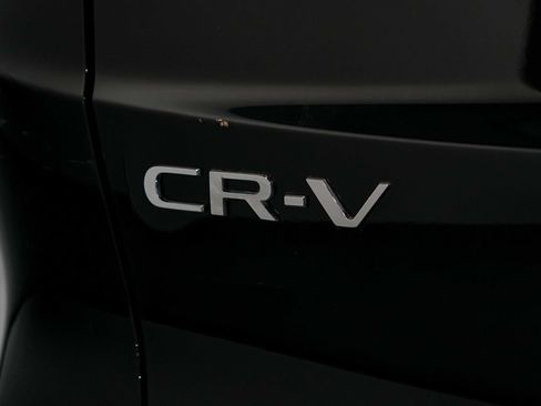 Used 2024 Honda CR-V LX image 11