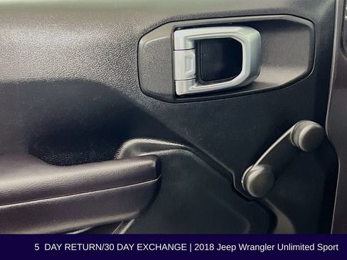 Used 2018 Jeep Wrangler Unlimited Sport AWD/4WD image 23