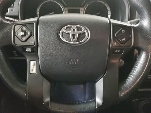 Used 2019 Toyota 4Runner Limited image 14