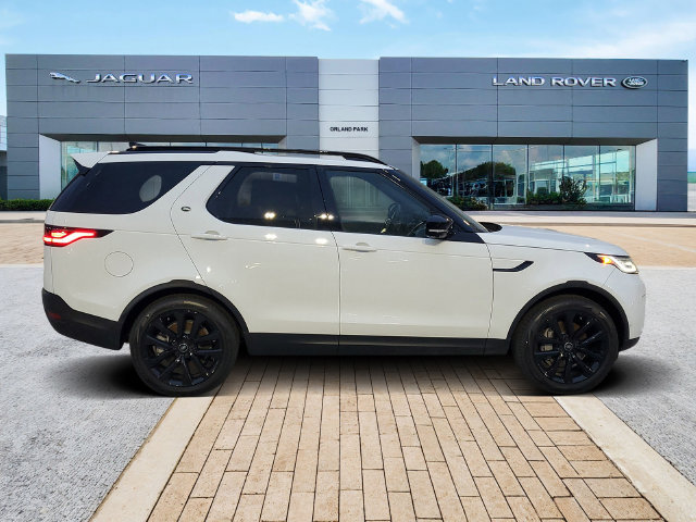 Certified 2026 Land Rover Discovery S AWD/4WD image 4