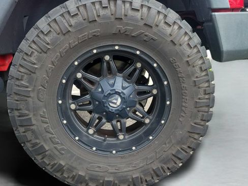 Used 2016 Jeep Wrangler Sport w/ Quick Order Package 24S AWD/4WD image 11