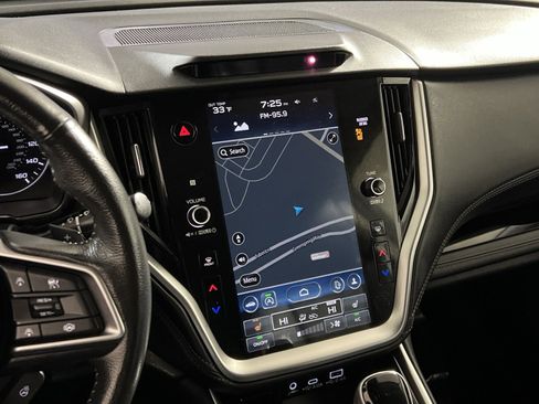 Used 2023 Subaru Outback Limited image 18