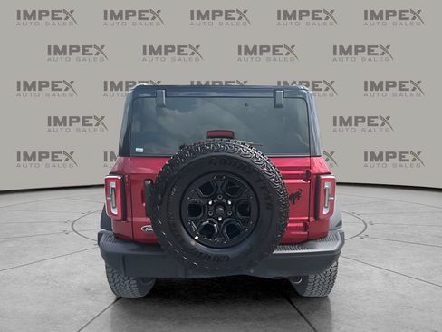 Used 2025 Ford Bronco Badlands AWD/4WD image 4