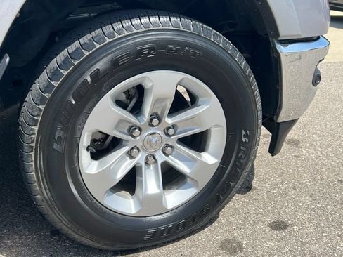 Used 2022 RAM 1500 Laramie AWD/4WD image 4
