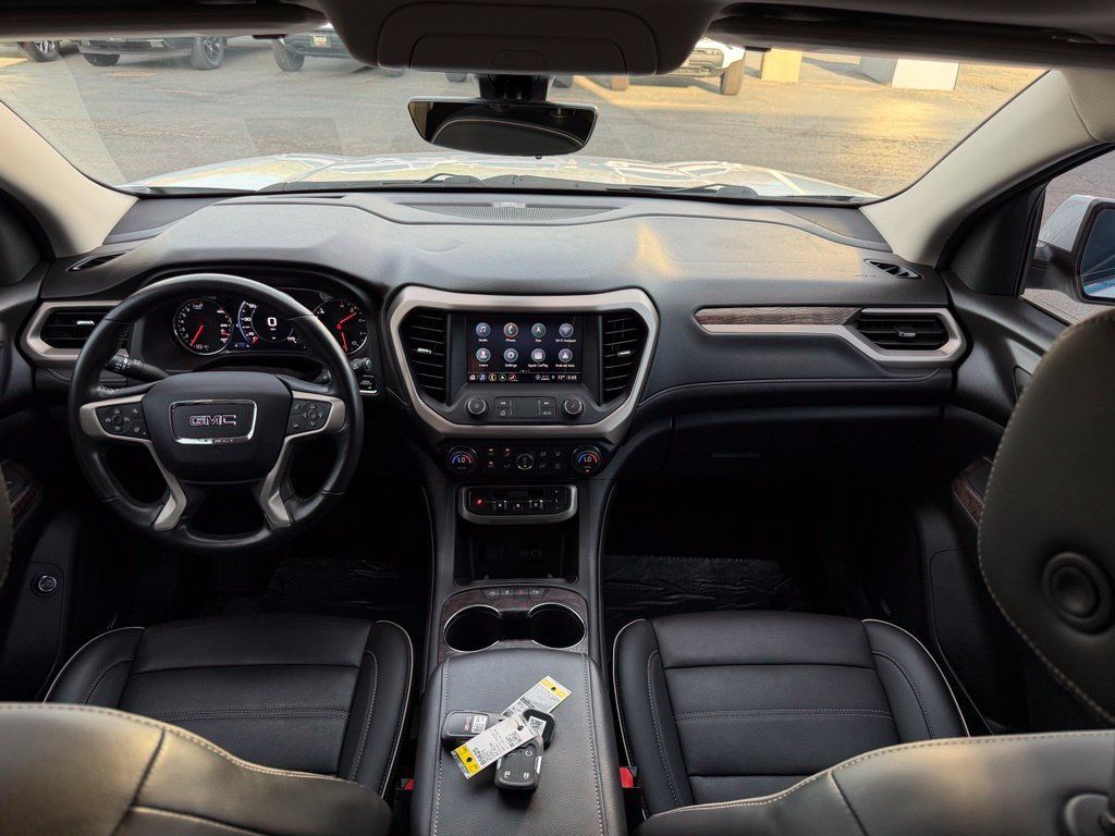 Used 2021 GMC Acadia Denali w/ Denali Technology Package FWD image 21