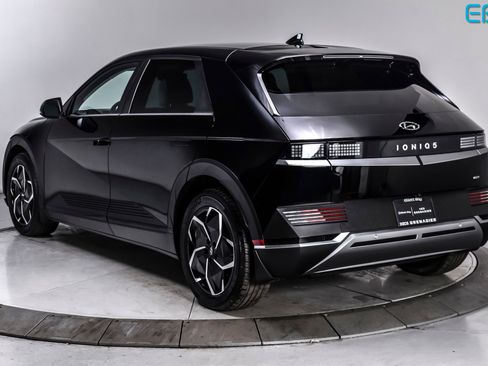 Used 2023 Hyundai Ioniq 5 SEL image 4