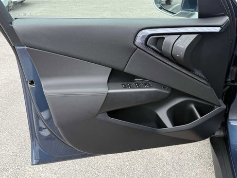 New 2025 BMW X3 xDrive30i w/ Premium Package image 12