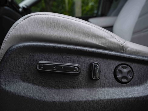 Used 2019 Honda CR-V EX-L image 39