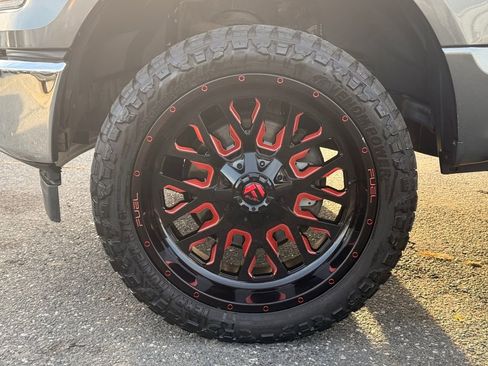 Used 2017 Ford F150 XLT image 10