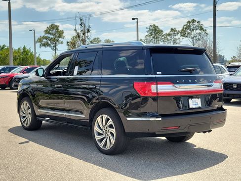 Used 2020 Lincoln Navigator Reserve w/ Equipment Group 208A Reserve image 4